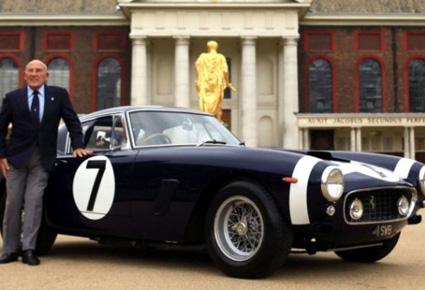 Ferrari 250 GT SWB التي قادها ستيرلينغ موس تباع مقابل 11 مليون دولار